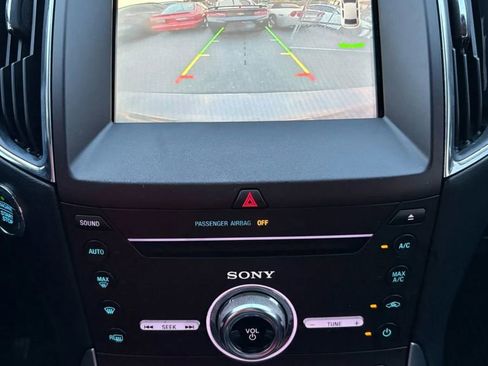 Used 2018 Ford Edge Titanium image 18