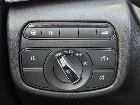 Used 2023 INFINITI QX55 Essential image 23