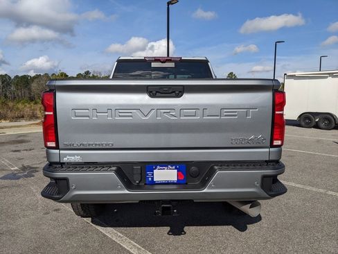 Used 2024 Chevrolet Silverado 2500 High Country w/ High Country Premium Package image 24