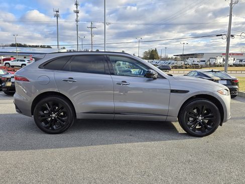 Certified 2026 Jaguar F-PACE R-Dynamic S image 6