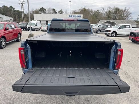 Used 2026 GMC Sierra 2500 Denali Ultimate image 10