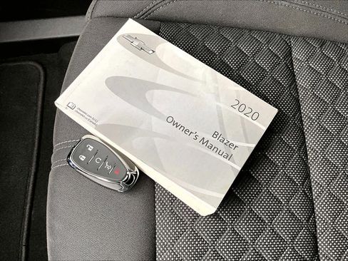 Used 2020 Chevrolet Blazer LT image 14