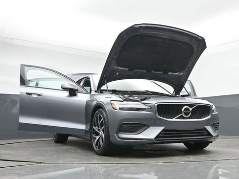 Used 2020 Volvo S60 T5 Momentum w/ Protection Package Premier FWD image 46