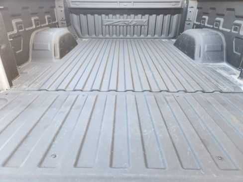 Used 2024 Chevrolet Silverado 1500 ZR2 w/ Technology Package image 33