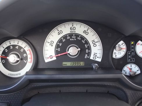 Used 2011 Toyota FJ Cruiser 4WD w/ Upgrade Pkg image 56
