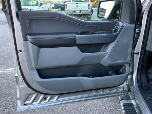 Used 2024 Ford F150 XLT w/ Mobile Office Package image 20