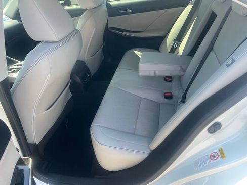 Used 2015 Lexus IS 350 w/ Navigation System Package RWD image 28