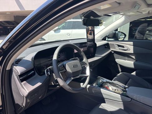 New 2026 Audi Q3 quattro 2.0T image 12