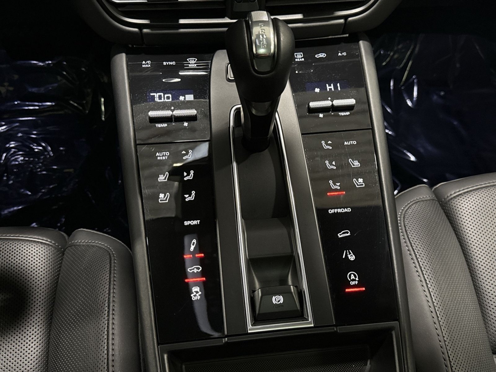 Used 2022 Porsche Macan S AWD/4WD image 22