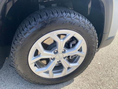 Certified 2024 Jeep Compass Sport image 7