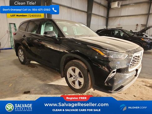 Used 2022 Toyota Highlander LE image 4