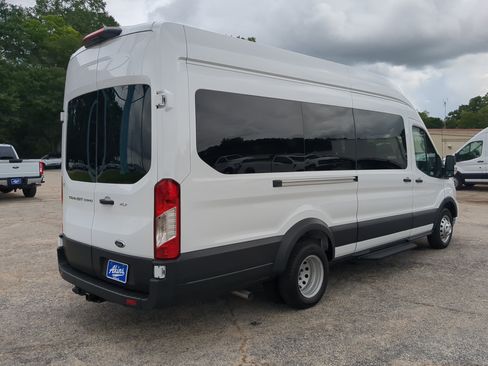 Certified 2025 Ford Transit 350 XLT RWD image 3