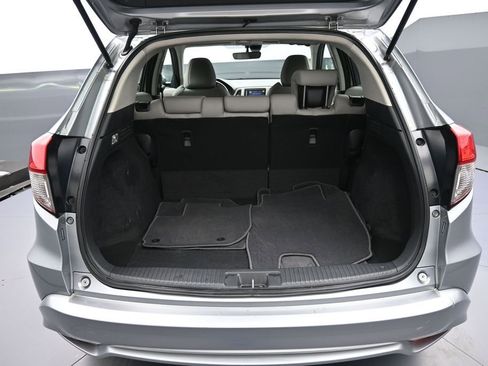 Certified 2019 Honda HR-V Touring image 22