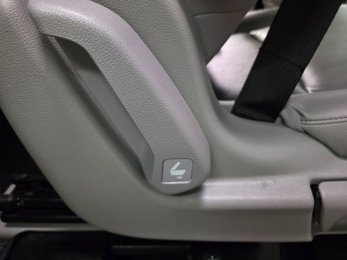 Used 2023 Honda Odyssey EX-L image 36