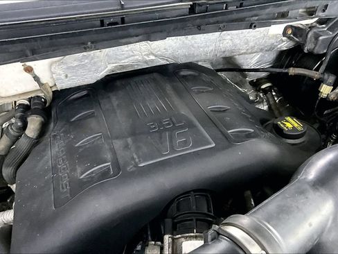 Used 2013 Ford F150 XLT w/ Mid Equipment Group image 29