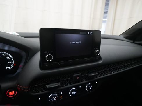 Certified 2024 Honda HR-V Sport image 6