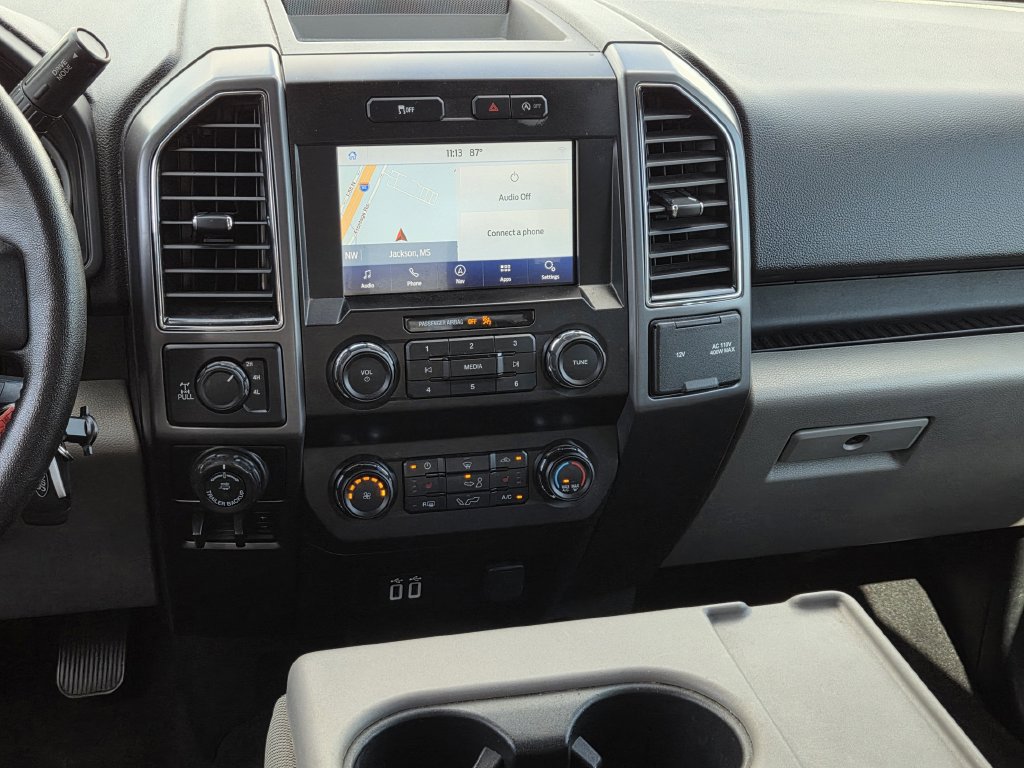 Used 2019 Ford F150 XLT w/ Equipment Group 302A Luxury AWD/4WD image 10