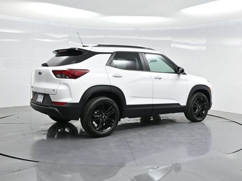 New 2026 Chevrolet TrailBlazer LT w/ Convenience Package FWD image 52