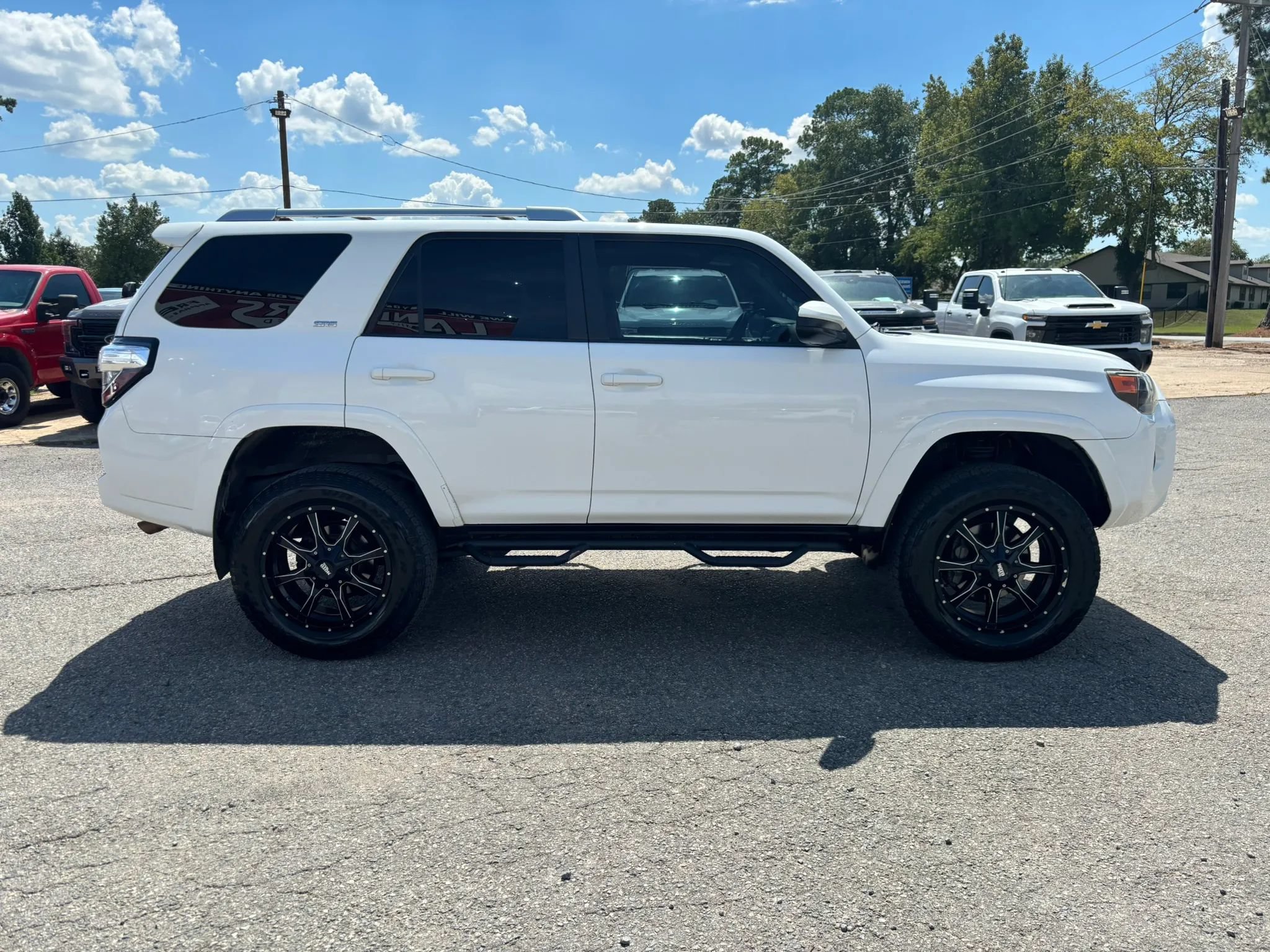 Used 2016 Toyota 4Runner SR5 AWD/4WD image 6