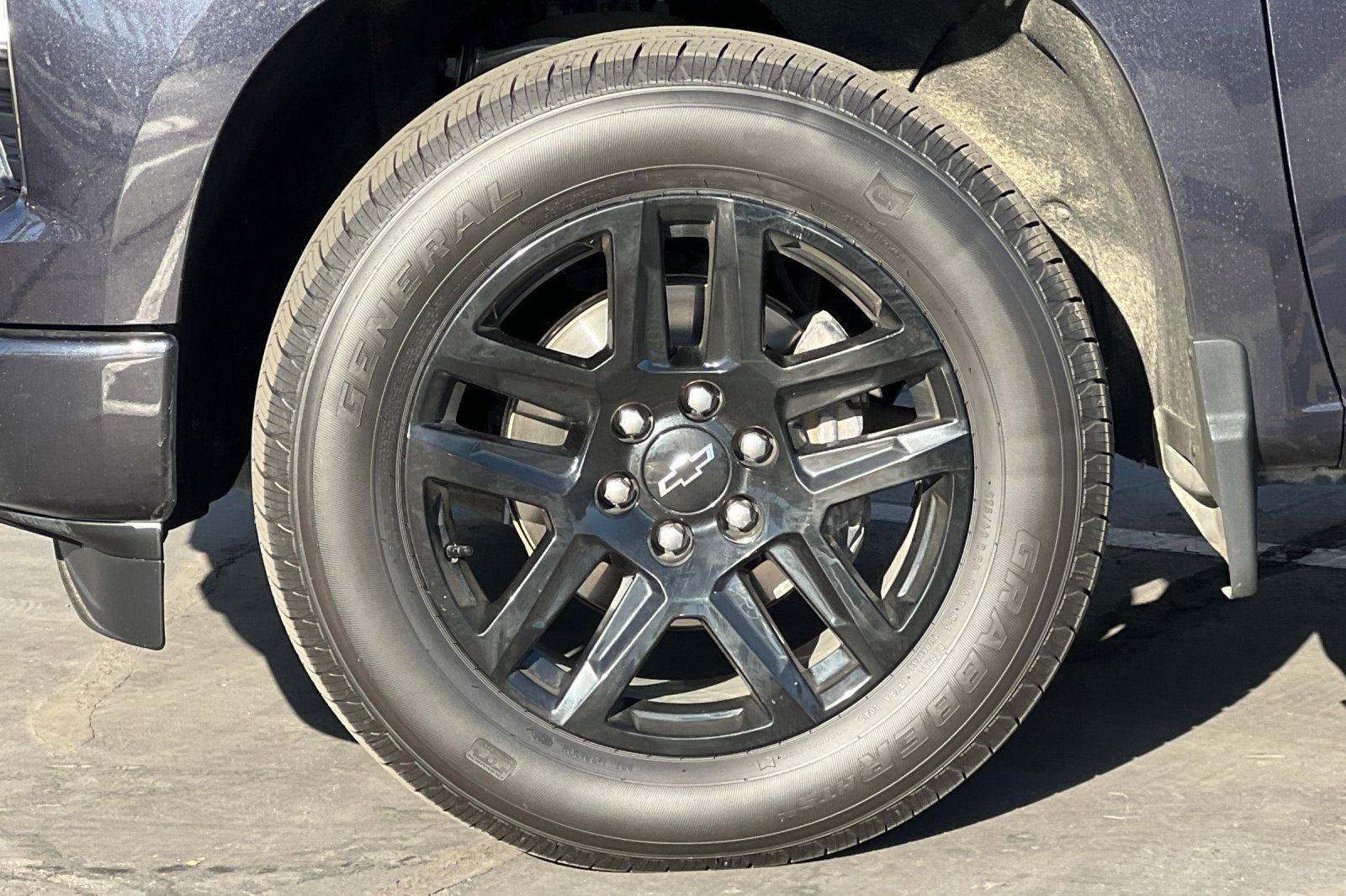 Used 2022 Chevrolet Silverado 1500 Custom RWD image 23