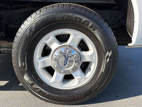 Used 2016 Ford F250 XLT w/ XLT Value Package image 7