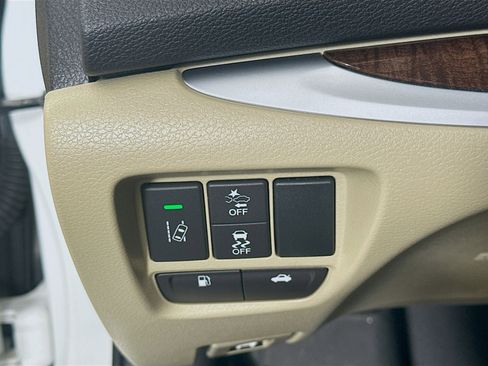 Used 2018 Acura TLX V6 w/ Technology Package image 16