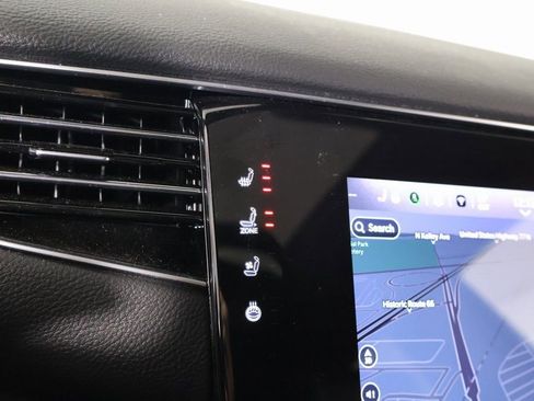 Used 2024 Jeep Wagoneer Series II w/ Premium Group I image 8