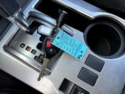 Used 2014 Toyota 4Runner SR5 image 27