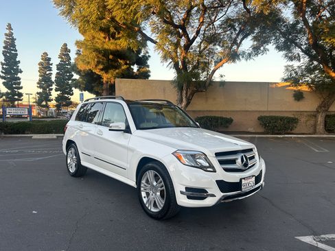 Used 2014 Mercedes-Benz GLK 350 2WD image 22