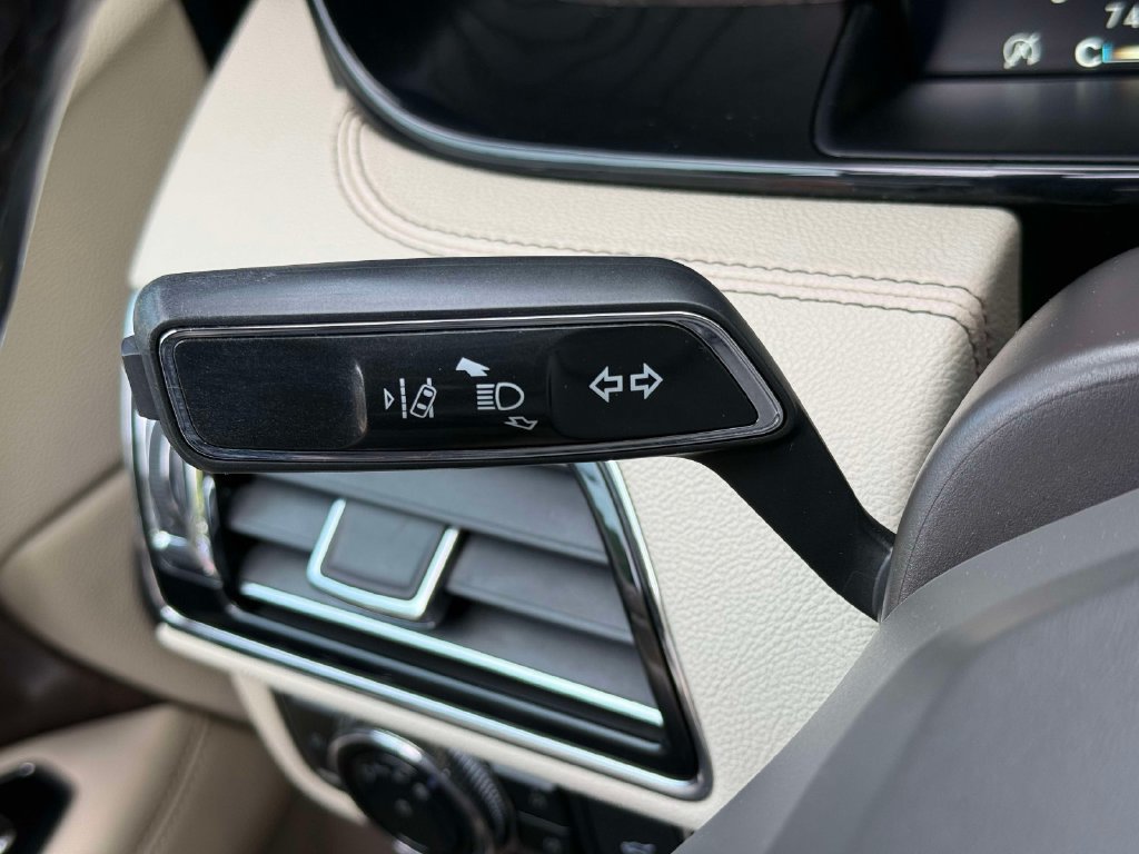 Used 2019 Lincoln Navigator Reserve w/ Cargo Package AWD/4WD image 34