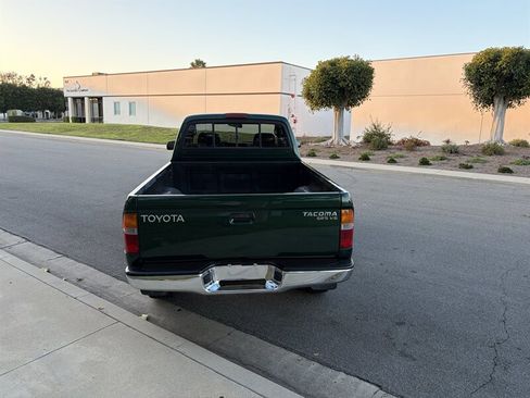 Used 1999 Toyota Tacoma 4x4 Xtracab V6 image 5