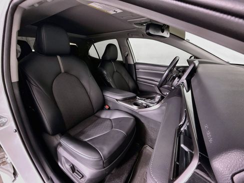 Used 2022 Toyota Camry XSE FWD image 26