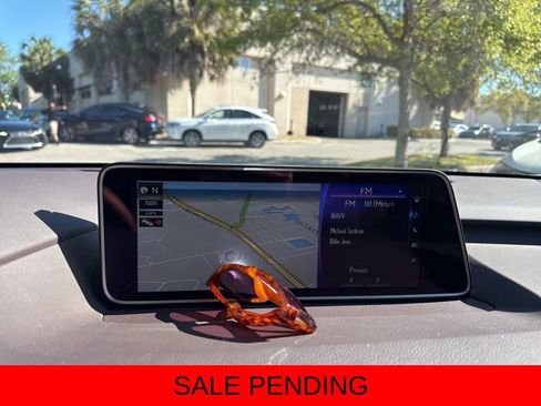 Used 2018 Lexus RX 350 AWD w/ Premium Package image 17