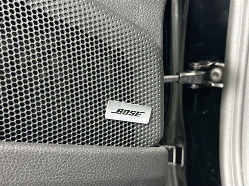 Certified 2025 Porsche Panamera 4 image 32