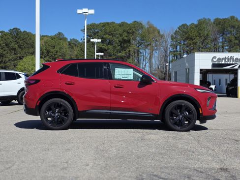 New 2025 Buick Envision Sport Touring image 7