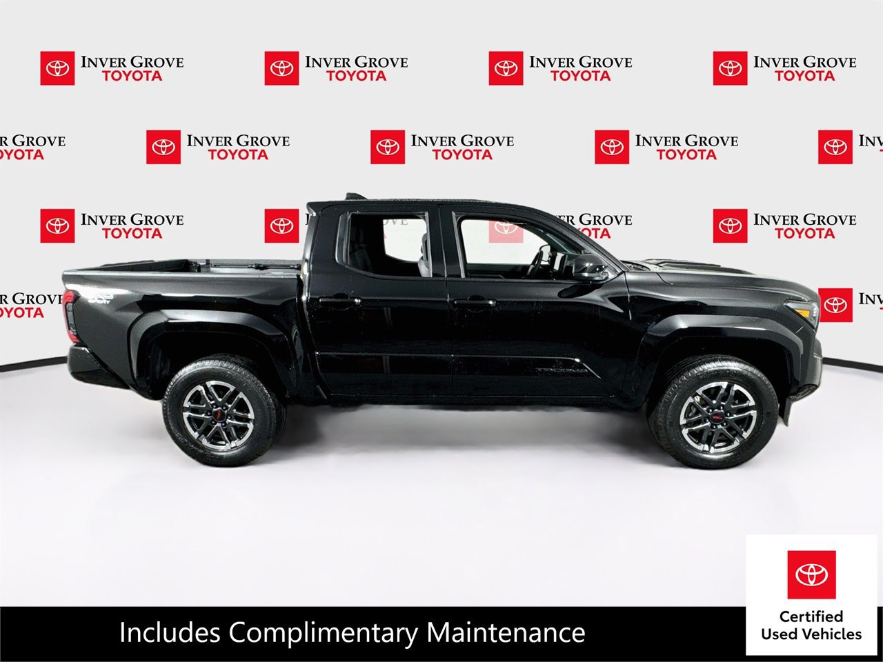 Certified 2026 Toyota Tacoma TRD Sport AWD/4WD image 4