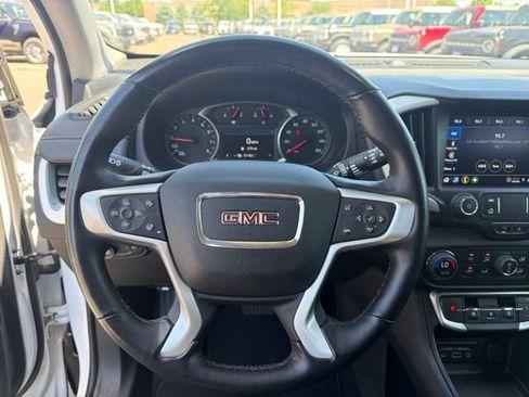 Used 2024 GMC Terrain SLT AWD/4WD image 20
