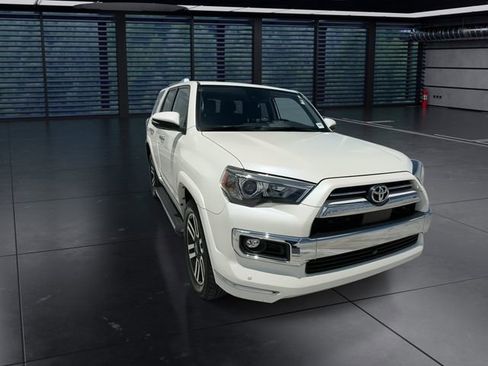 Used 2023 Toyota 4Runner Limited AWD/4WD image 2