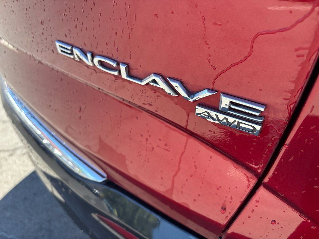 Used 2019 Buick Enclave Essence AWD/4WD image 4