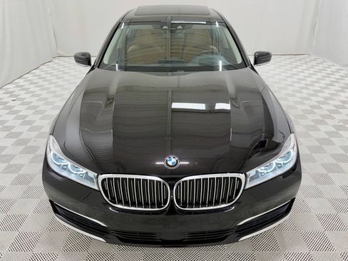 Used 2016 BMW 750i xDrive image 4