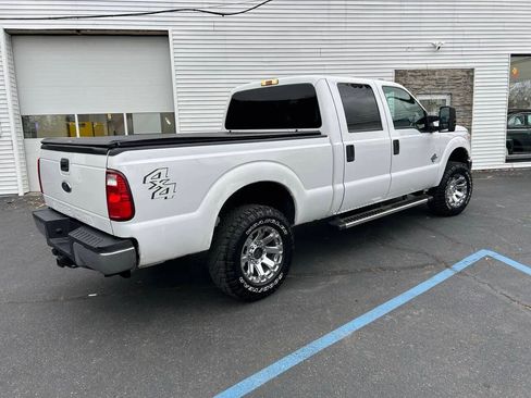 Used 2016 Ford F250 XLT AWD/4WD image 5