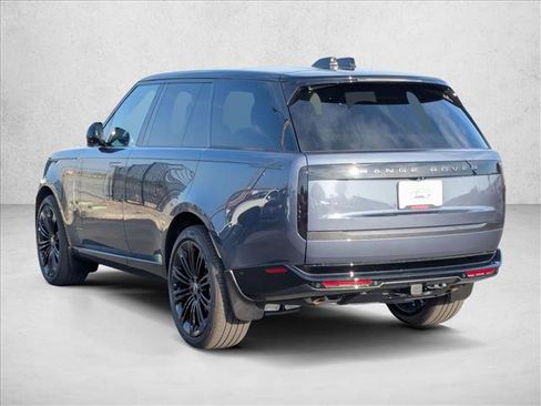 New 2025 Land Rover Range Rover SE image 9