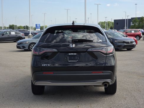 Used 2024 Honda HR-V Sport image 16