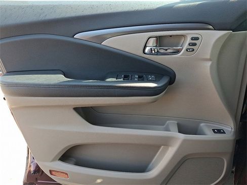 Certified 2022 Honda Pilot Special Edition image 23