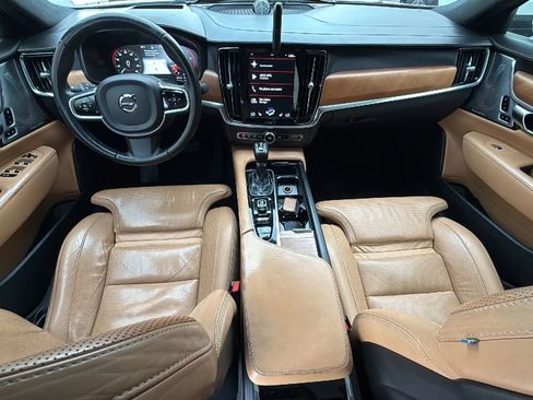 Used 2018 Volvo S90 T6 Inscription w/ Luxury Package image 28