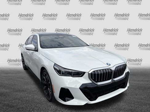 Certified 2024 BMW 530i w/ Executive Package image 6