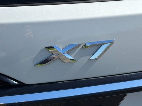 Certified 2024 BMW X7 xDrive40i w/ Premium Package image 41