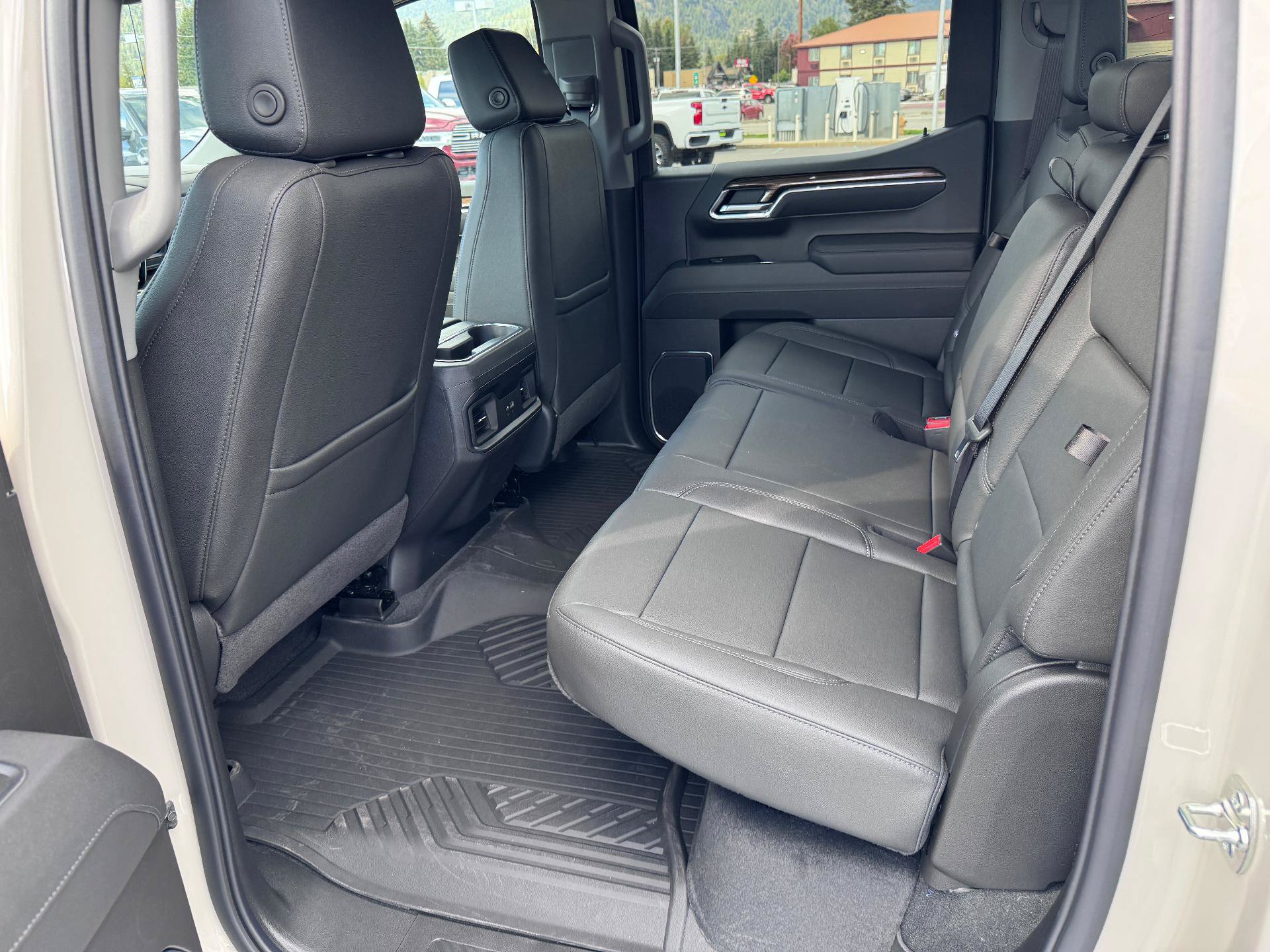 New 2026 Chevrolet Silverado 1500 RST w/ RST All Star Premium Package AWD/4WD image 14