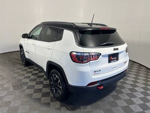Certified 2019 Jeep Compass Trailhawk w/ Cold Weather Group AWD/4WD image 9