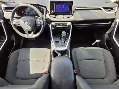 Used 2025 Toyota RAV4 XLE FWD image 13
